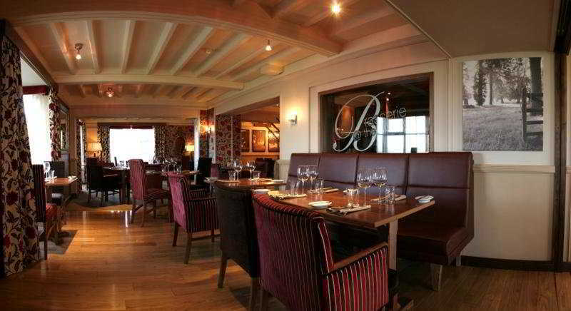 Wild Boar Hotel บีสตัน ภายนอก รูปภาพ